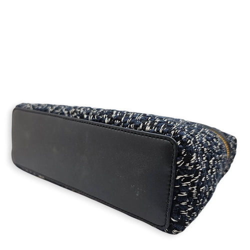 Extra Pocket 19 Midnight Blue Crossbody Bag in Tweed Gold hardware CL2601-19086 7
