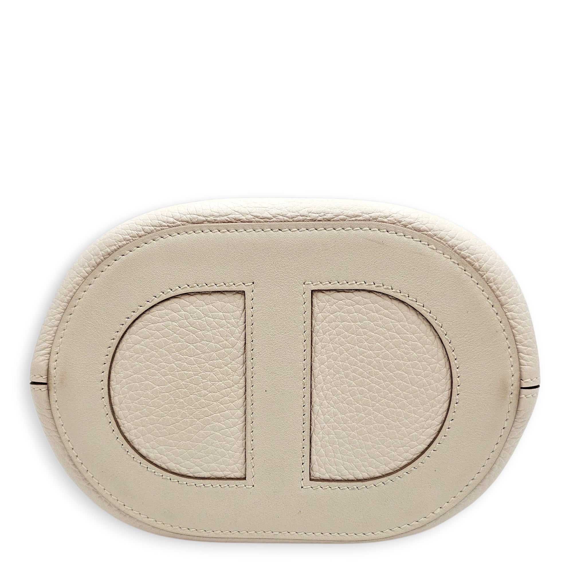 In the Loop 18 Gris Pale in Clemence/Swift Gold hardware