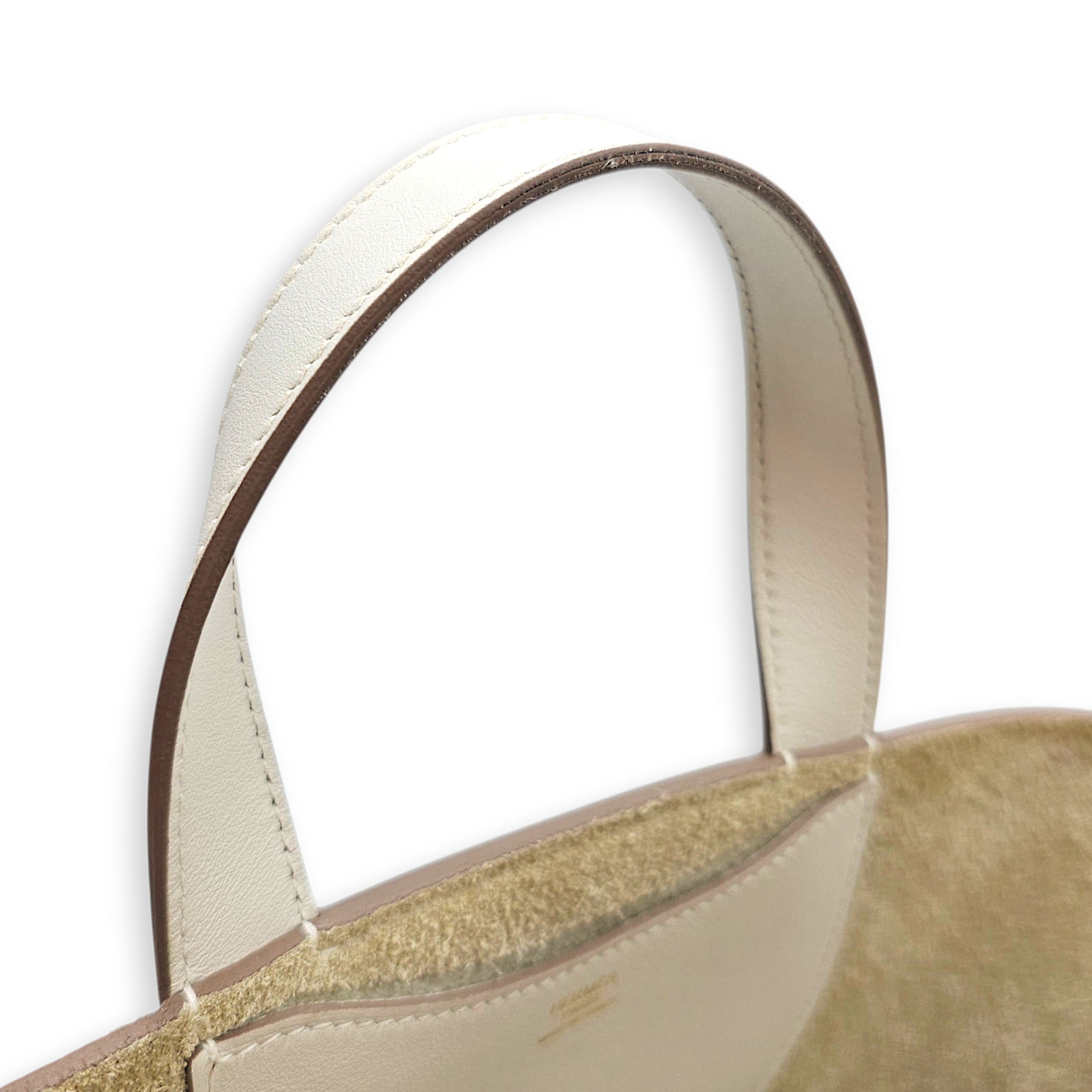 In the Loop 18 Gris Pale in Clemence/Swift Gold hardware