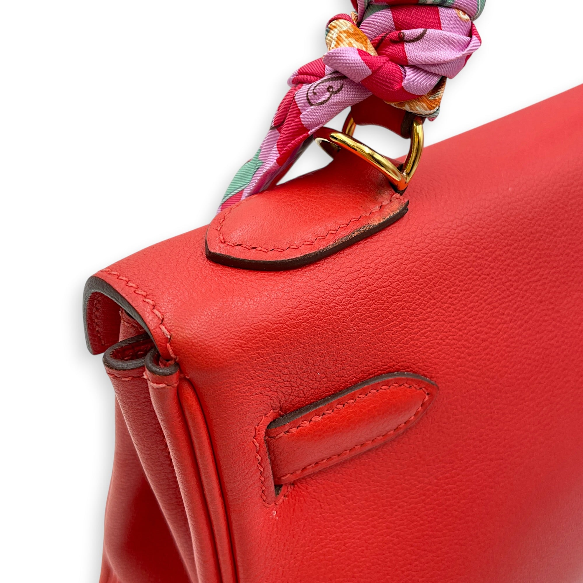 Kelly 32 Rouge Tomate in Evercolor Gold hardware