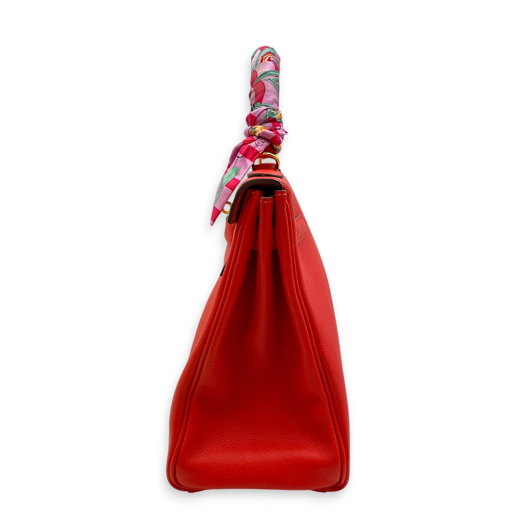 Kelly 32 Rouge Tomate in Evercolor Gold hardware