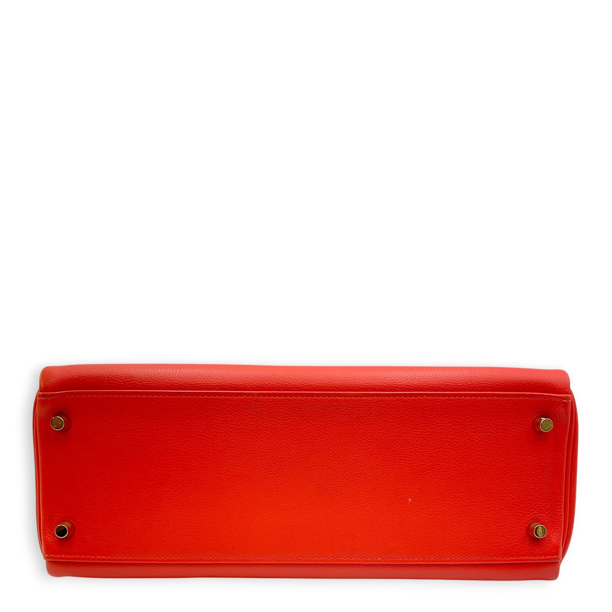 Kelly 32 Rouge Tomate in Evercolor Gold hardware