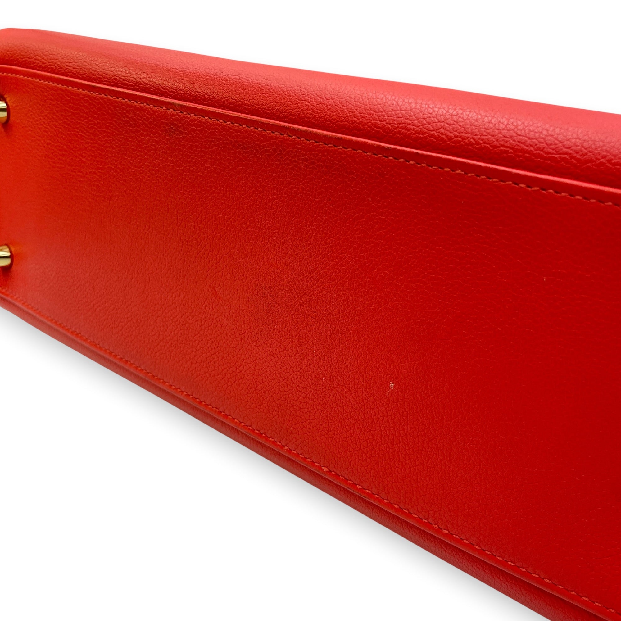 Kelly 32 Rouge Tomate in Evercolor Gold hardware