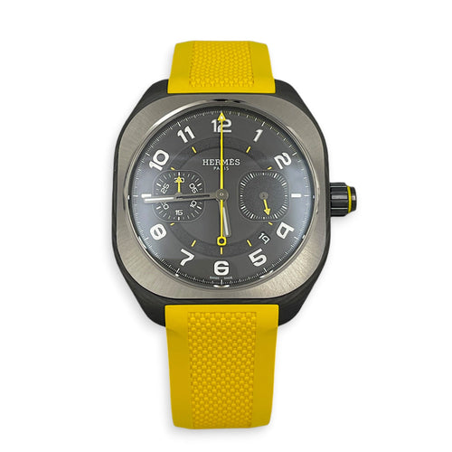 H08 Chronograph Watch CL2602-19374 1