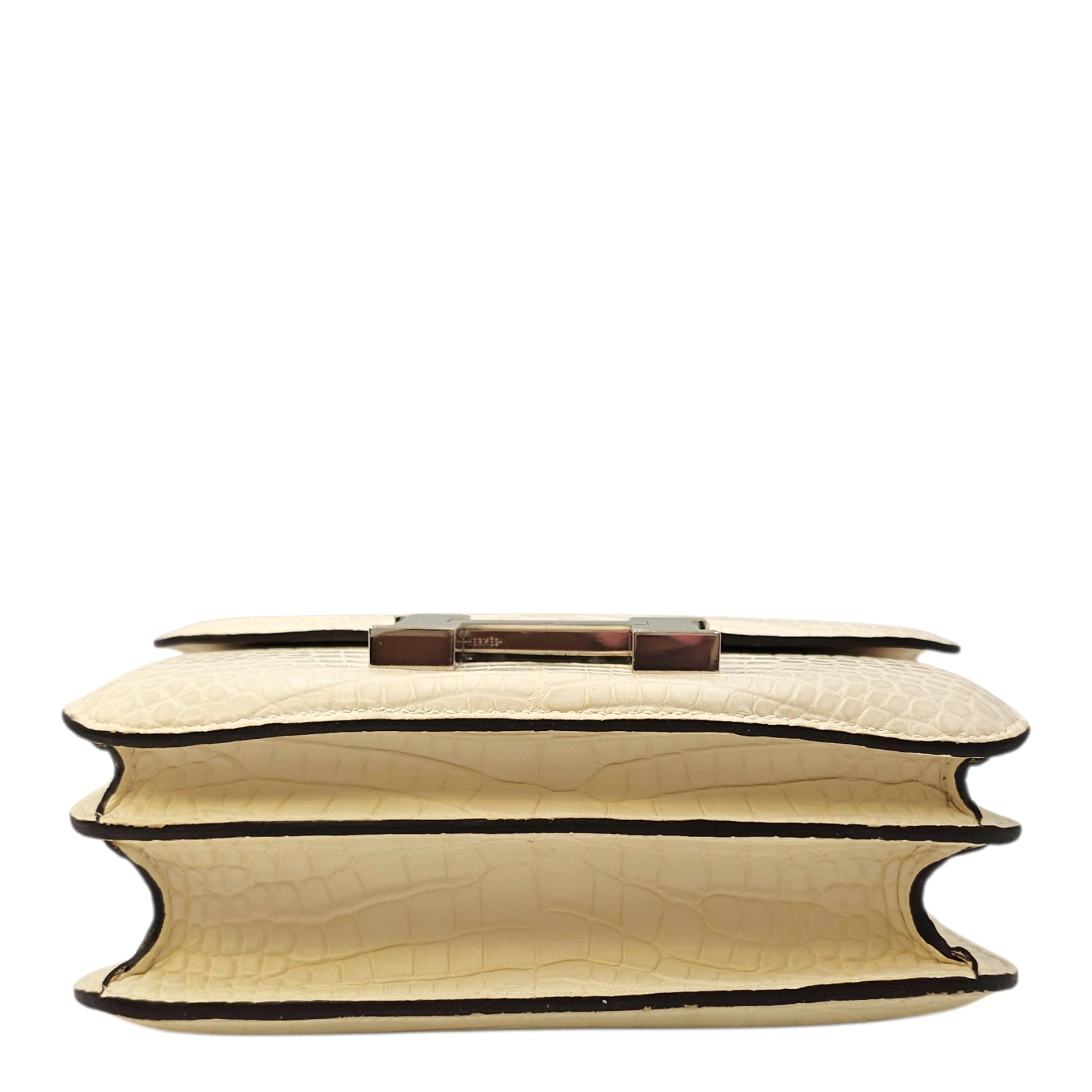 Constance 18 Nata in Matte Alligator Palladium hardware CL2602-19423 5
