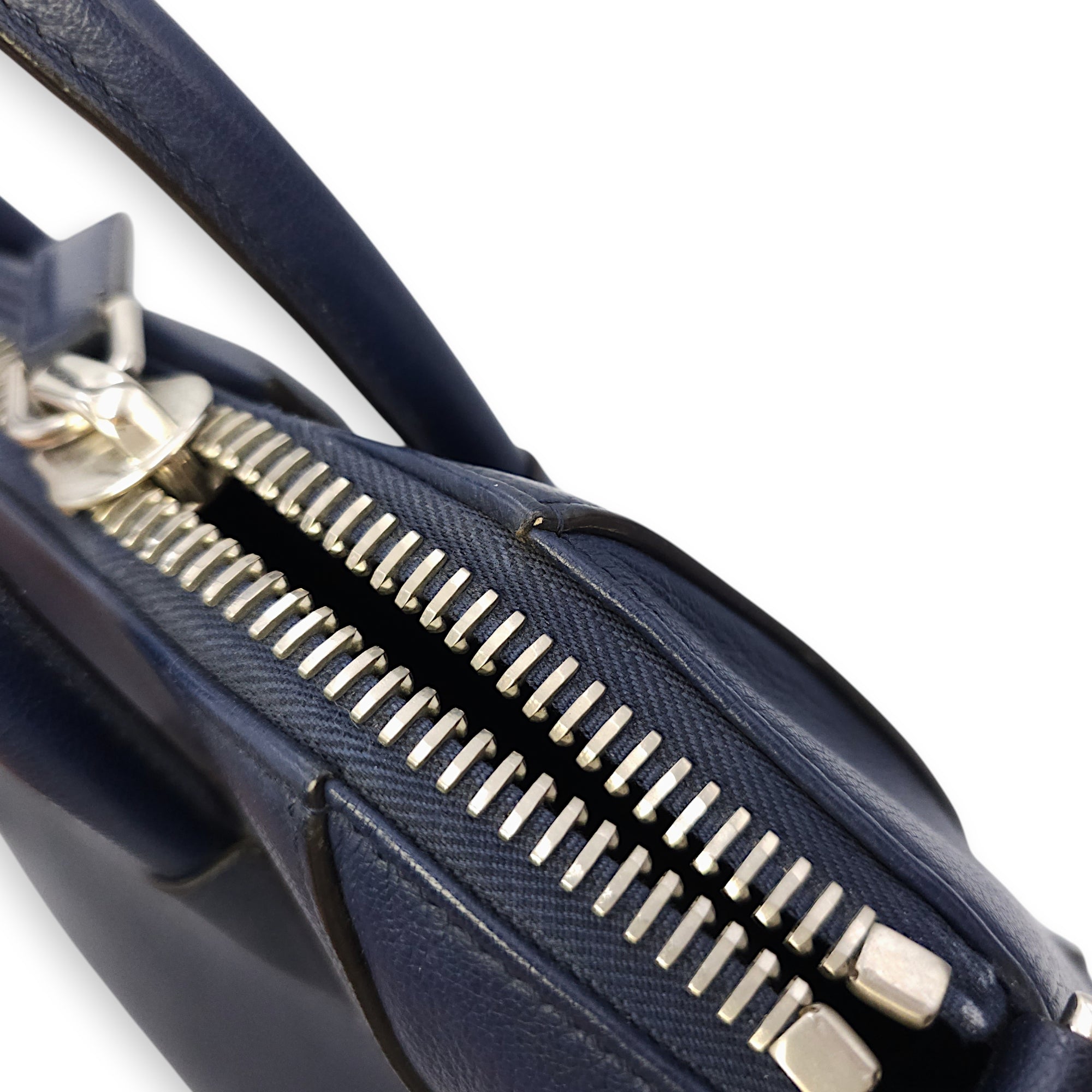 Antigona Small Blue Shoulder Bag in Calfskin Silver hardware CL2602-19438 9