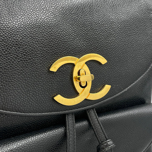 Vintage CC 1995 Turn-Lock Black Backpack in Caviar Leather Gold hardware CL2602-19445 9