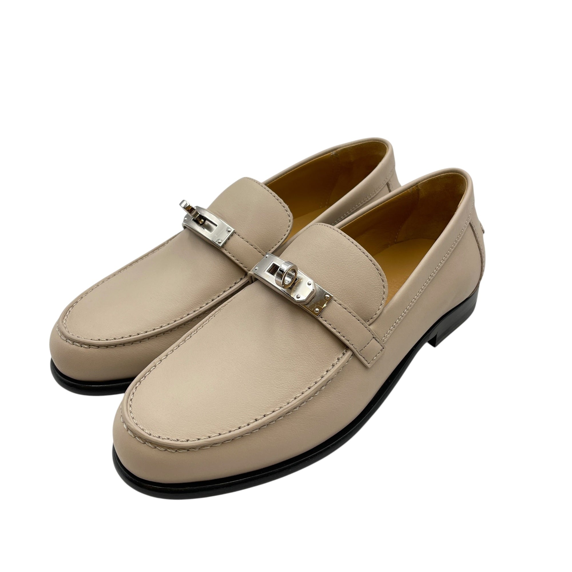 Destin  35 Beige Nomade Loafers in Calfskin Palladium hardware CL2602-19660 2