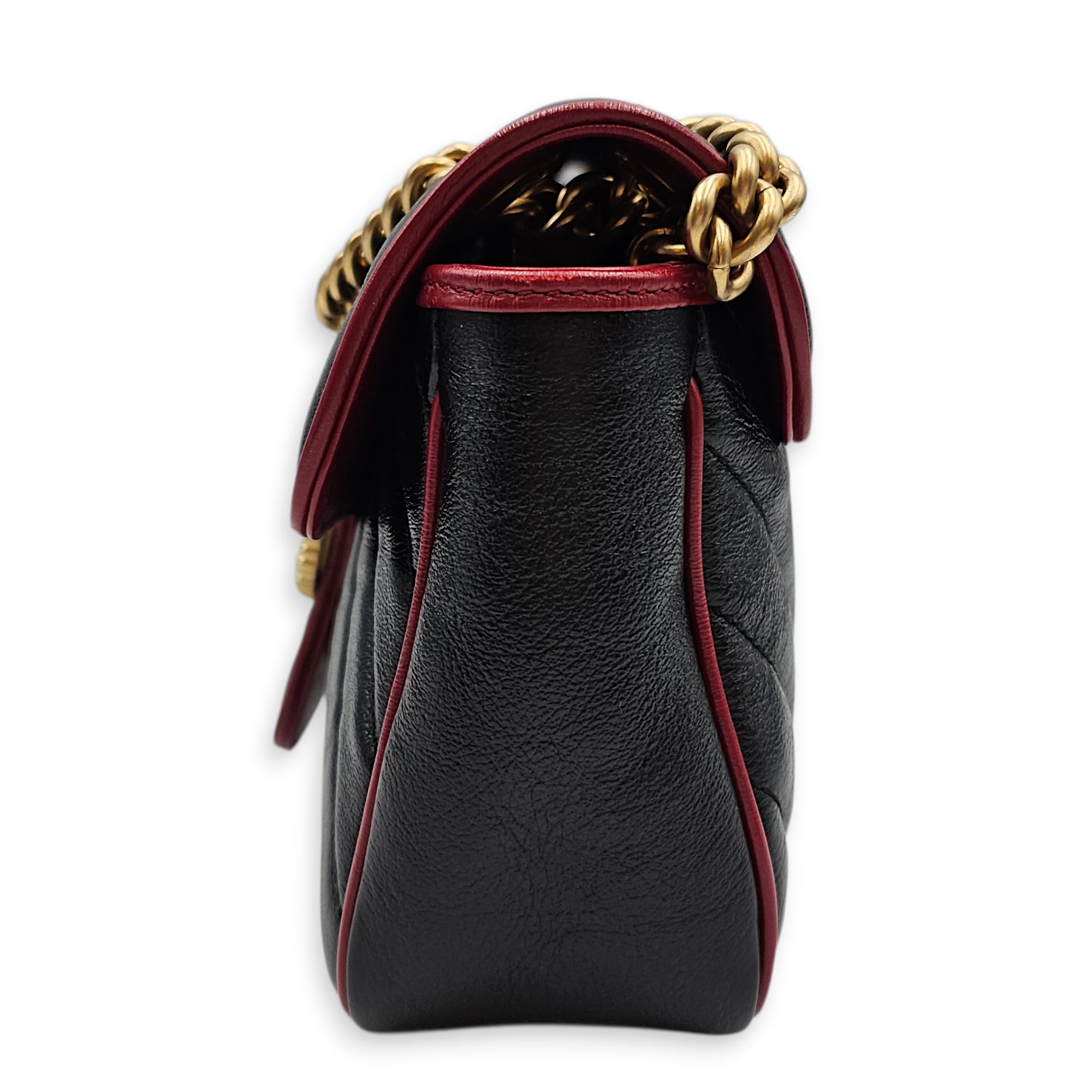Marmont Matelasse Black Shoulder Bag in Calfskin Gold hardware CL2603-19864 3