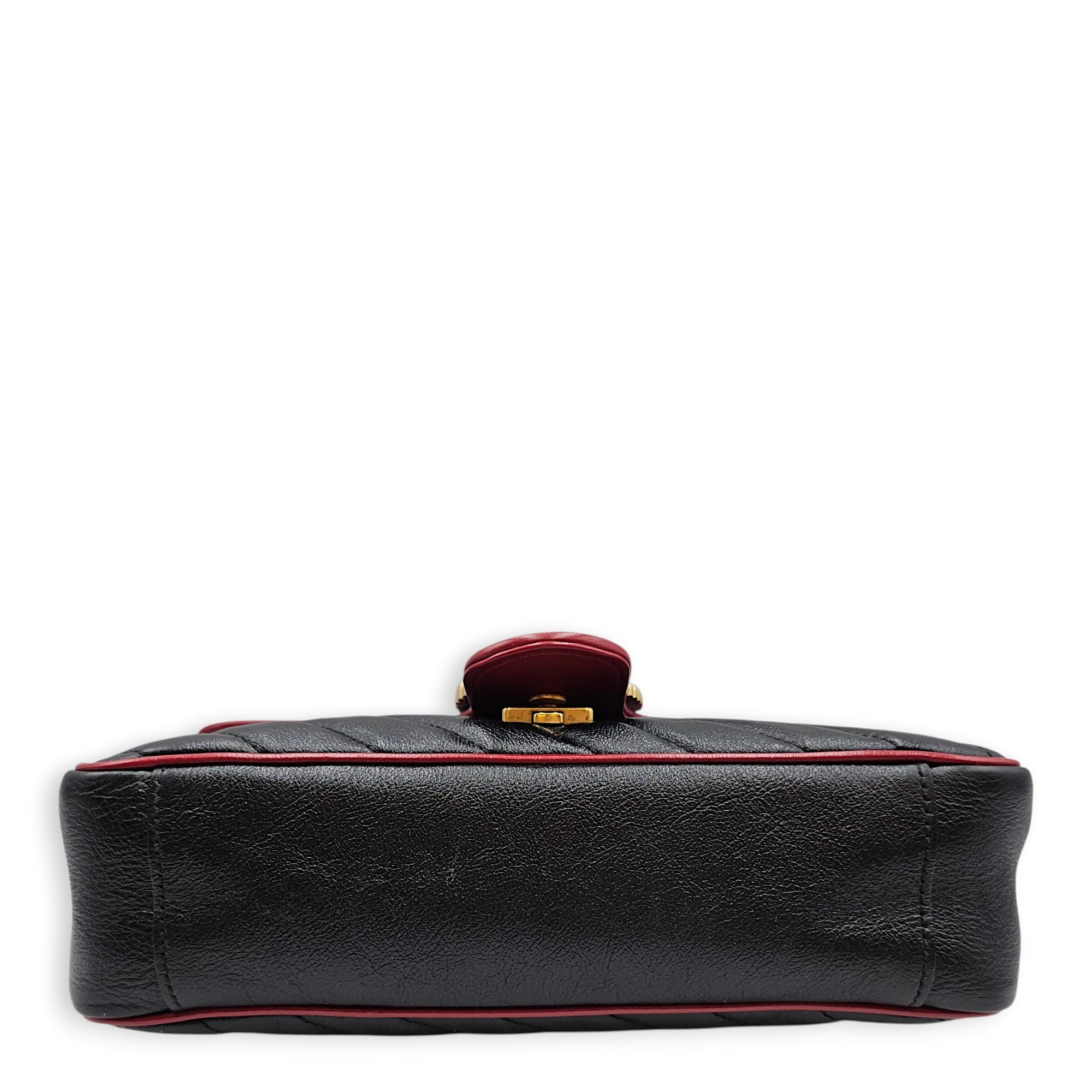 Marmont Matelasse Black Shoulder Bag in Calfskin Gold hardware CL2603-19864 5