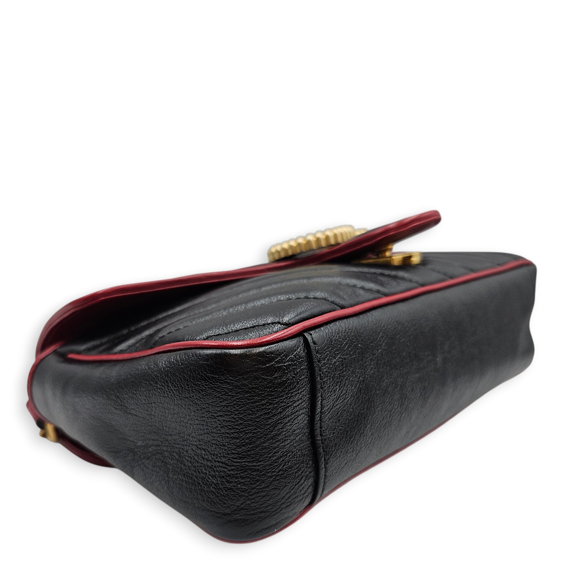 Marmont Matelasse Black Shoulder Bag in Calfskin Gold hardware CL2603-19864 9