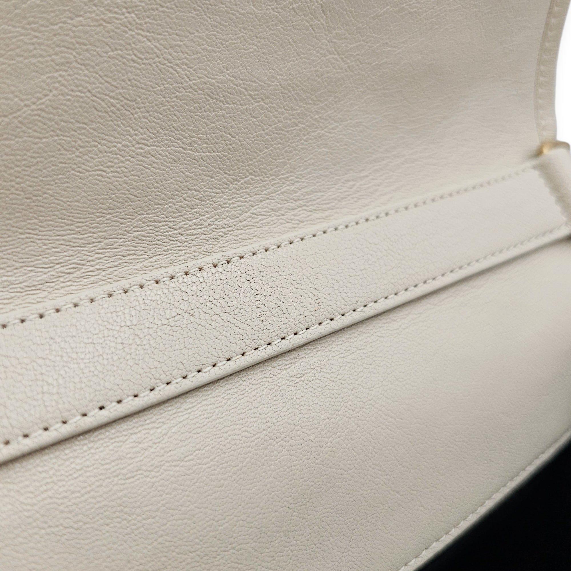 Quilted Becky 25cm Beige Shoulder Bag in Calfskin Gold hardware CL2603-19865 9