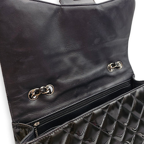 Quilted Single Flap Jumbo Black Shoulder Bag in Patent Leather Silver hardware CL2603-19879 6
