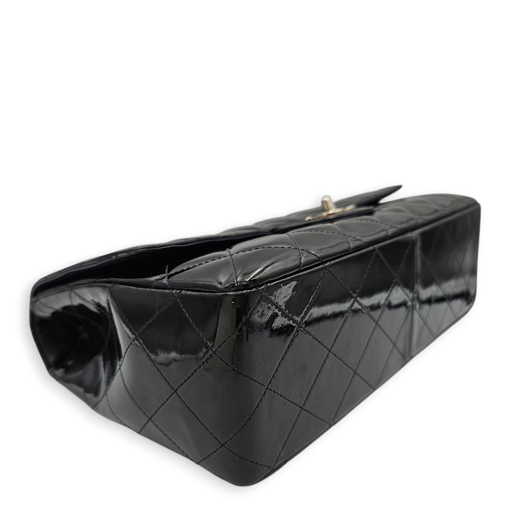 Quilted Single Flap Jumbo Black Shoulder Bag in Patent Leather Silver hardware CL2603-19879 9
