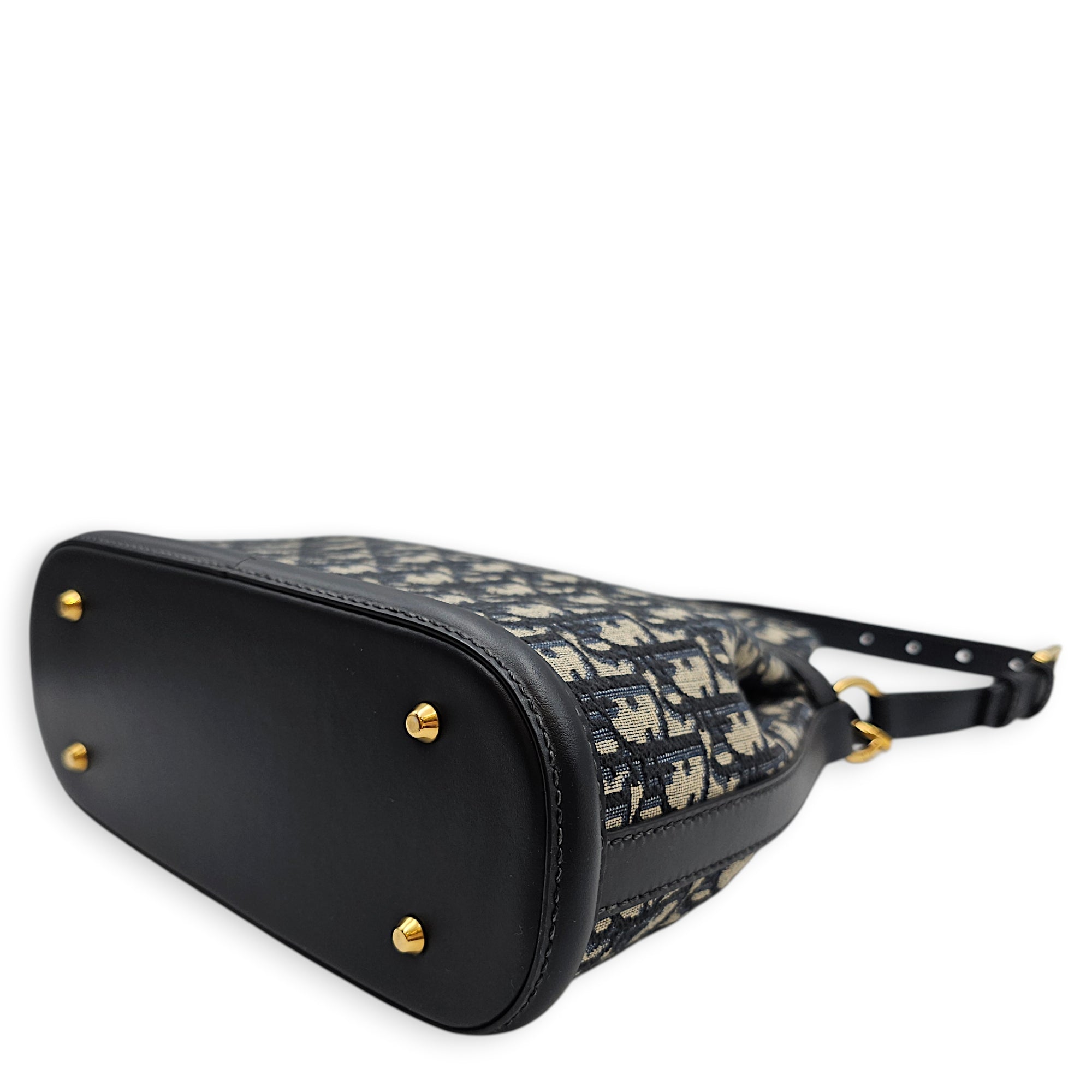 C’est Bucket Oblique Jacquard Medium Blue Shoulder Bag in Canvas Gold hardware CL2603-19930 7