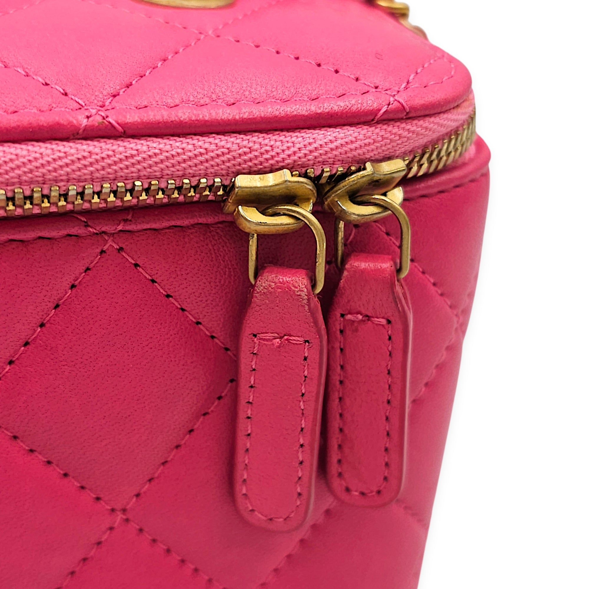 Vanity Case Pink Crossbody Bag in Lambskin Gold hardware CL2603-19945 10