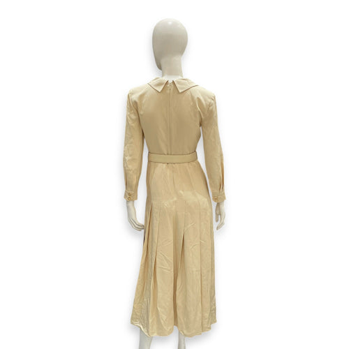 G Cream G Belt Pleated Dress Size 36 Beige Ready-To-Wear in Viscose /Silk Gold hardware CL2603-20202 2
