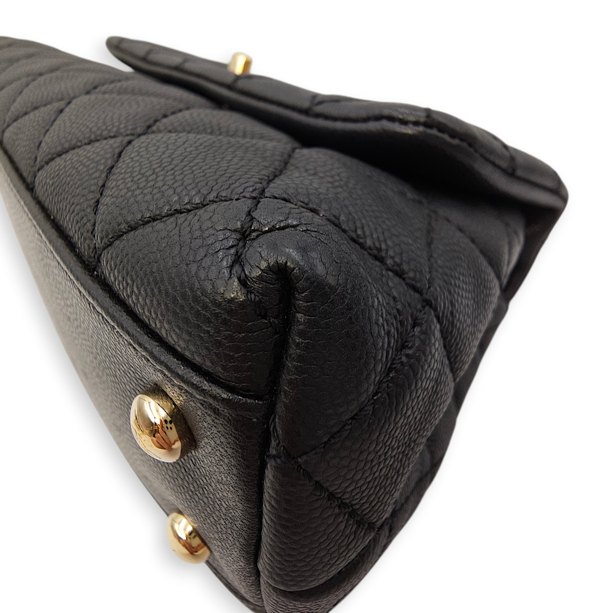 Coco Top Handle with Lizard Leather Small Black in Caviar Leather Gold hardware CL2603-20270 5
