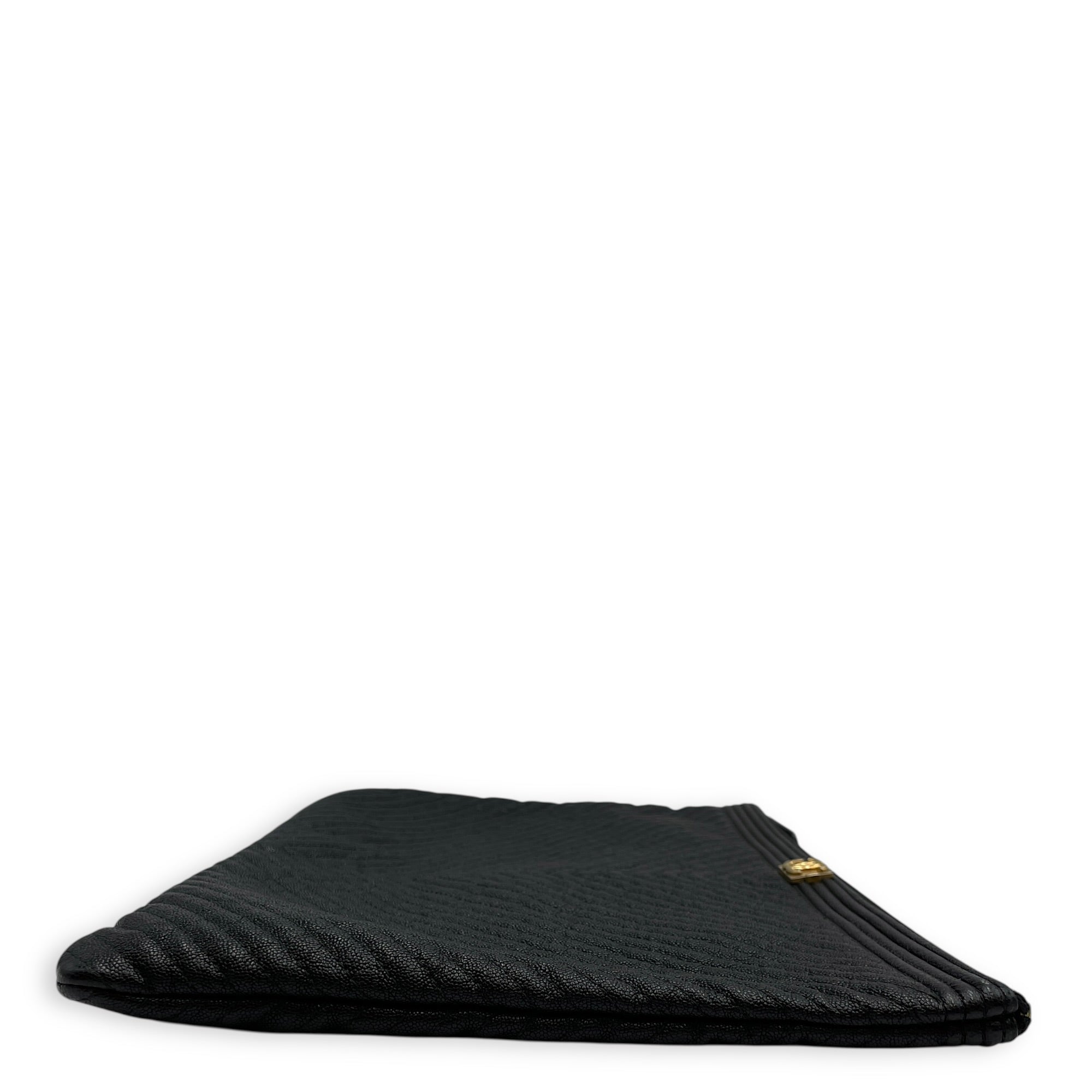 Le Boy O Case Chevron Black Clutch in Calfskin Gold hardware CL2603-20320 4