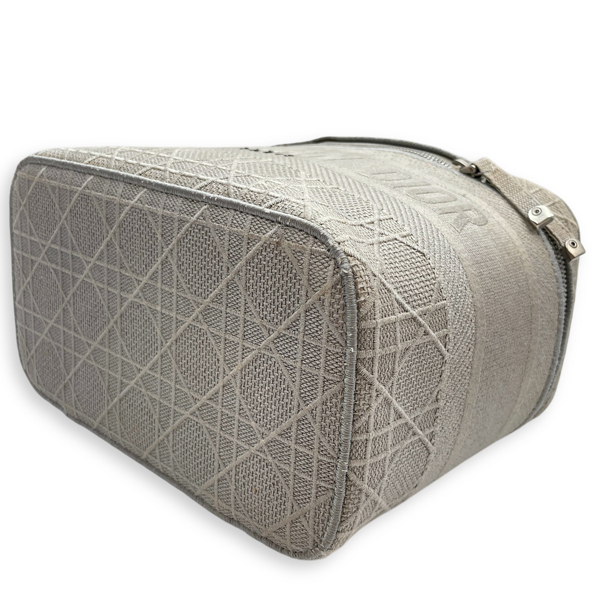 Diortravel Grey Vanity Case in Canvas Silver hardware CL2603-20374 11