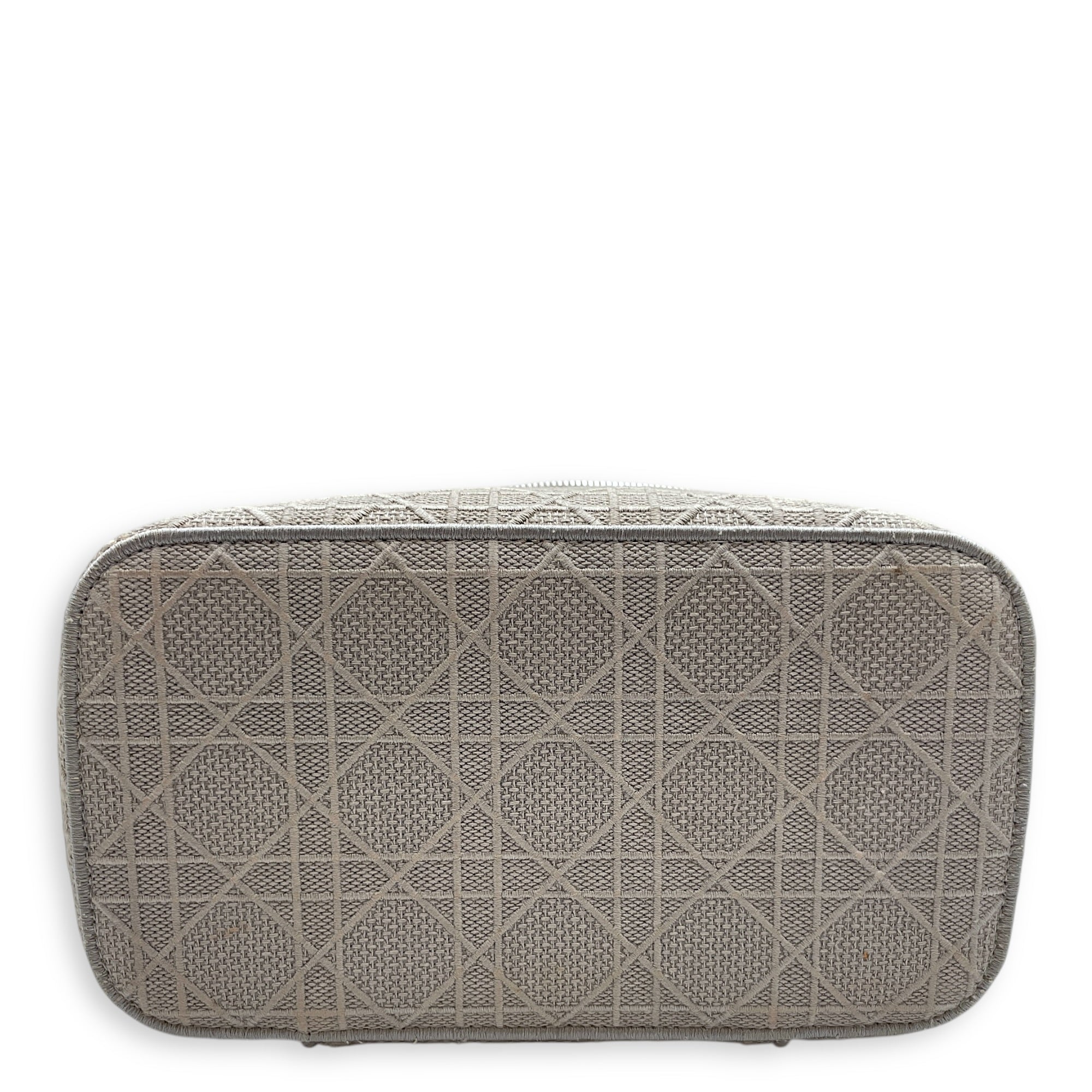Diortravel Grey Vanity Case in Canvas Silver hardware CL2603-20374 4