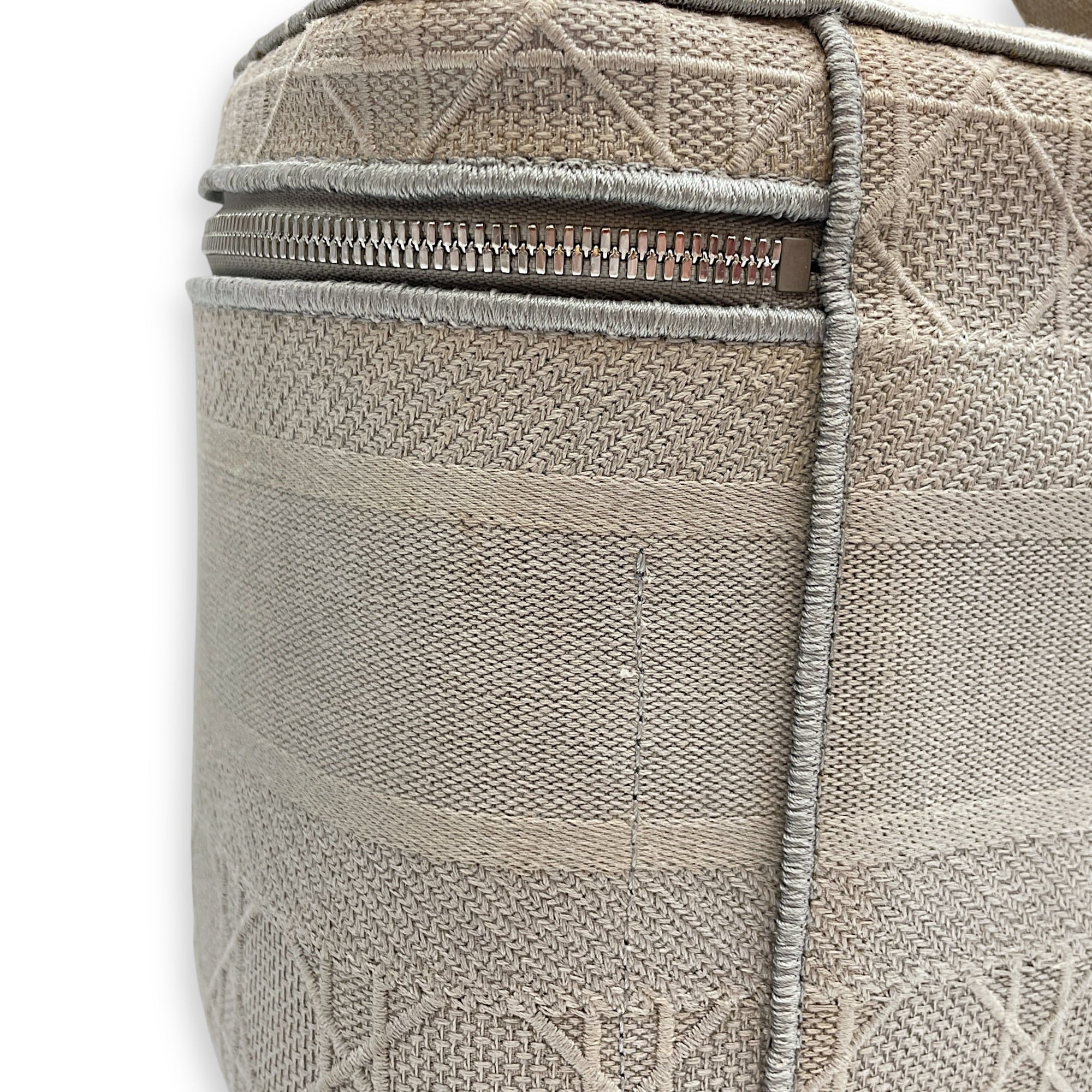 Diortravel Grey Vanity Case in Canvas Silver hardware CL2603-20374 9