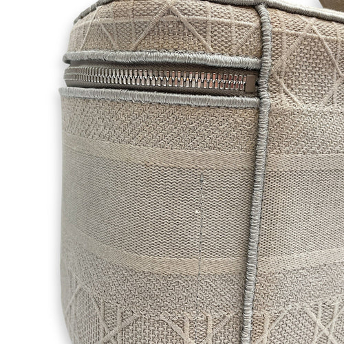 Diortravel Grey Vanity Case in Canvas Silver hardware CL2603-20374 9