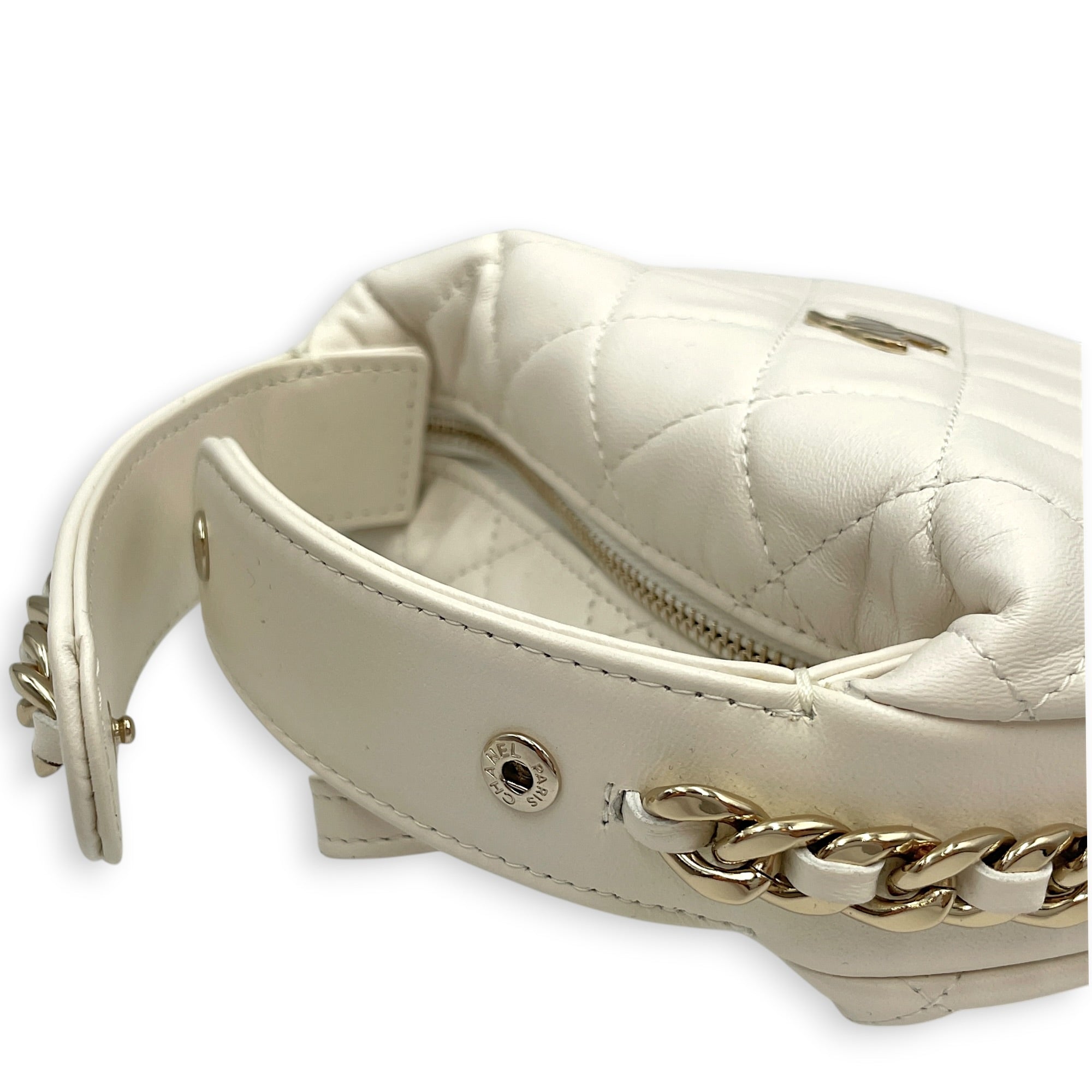 Quilted Chain Around Pouch Mini White Clutch in Lambskin Gold hardware CL2603-20439 7