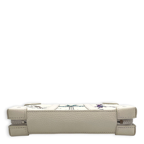 Friends Soft Trunk Wallet White Crossbody Bag in Calfskin Coated Metal hardware CL2603-20518 5