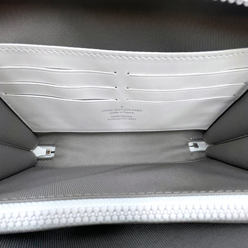 Friends Soft Trunk Wallet White Crossbody Bag in Calfskin Coated Metal hardware CL2603-20518 6