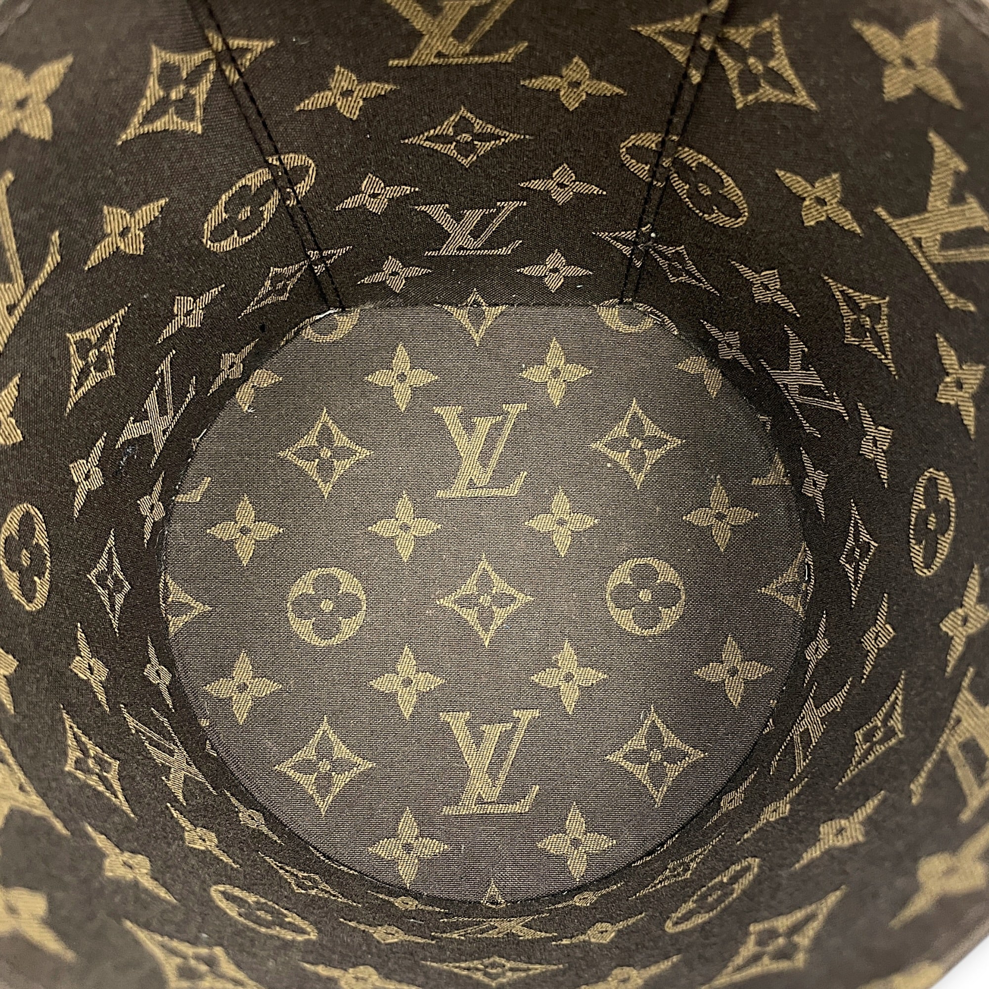 Cannes Black/White Top Handle Bag in Monogram Vernis Leather Matte Metal hardware CL2603-20524 7