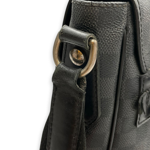 Daniel MM Messenger in Damier Graphite SP0182 Grey Shoulder Bag in Canvas Silver hardware