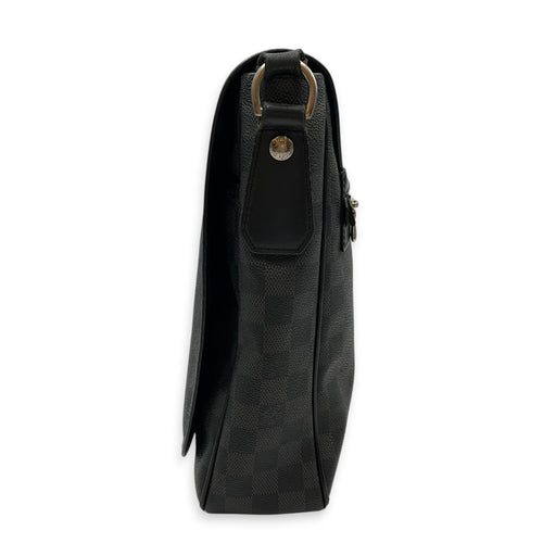 Daniel MM Messenger in Damier Graphite SP0182 Grey Shoulder Bag in Canvas Silver hardware
