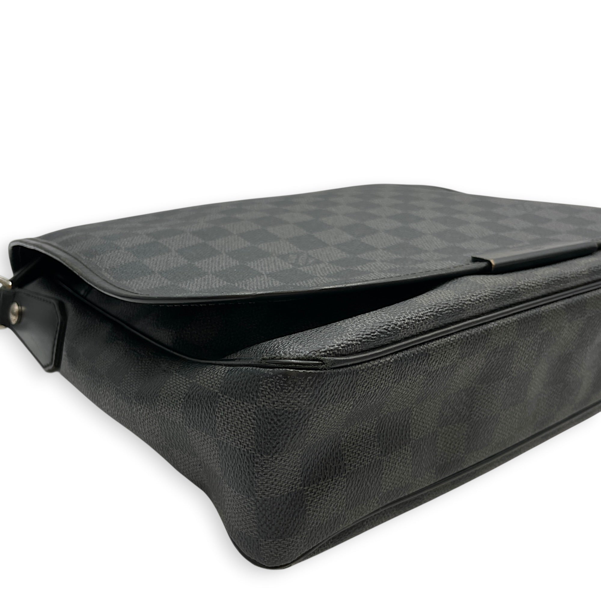 Daniel MM Messenger in Damier Graphite SP0182 Grey Shoulder Bag in Canvas Silver hardware