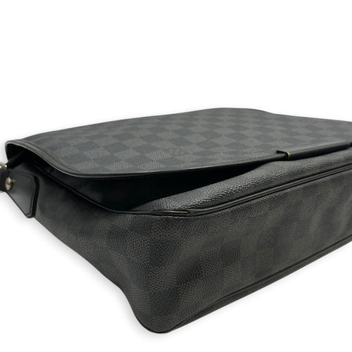 Daniel MM Messenger in Damier Graphite SP0182 Grey Shoulder Bag in Canvas Silver hardware