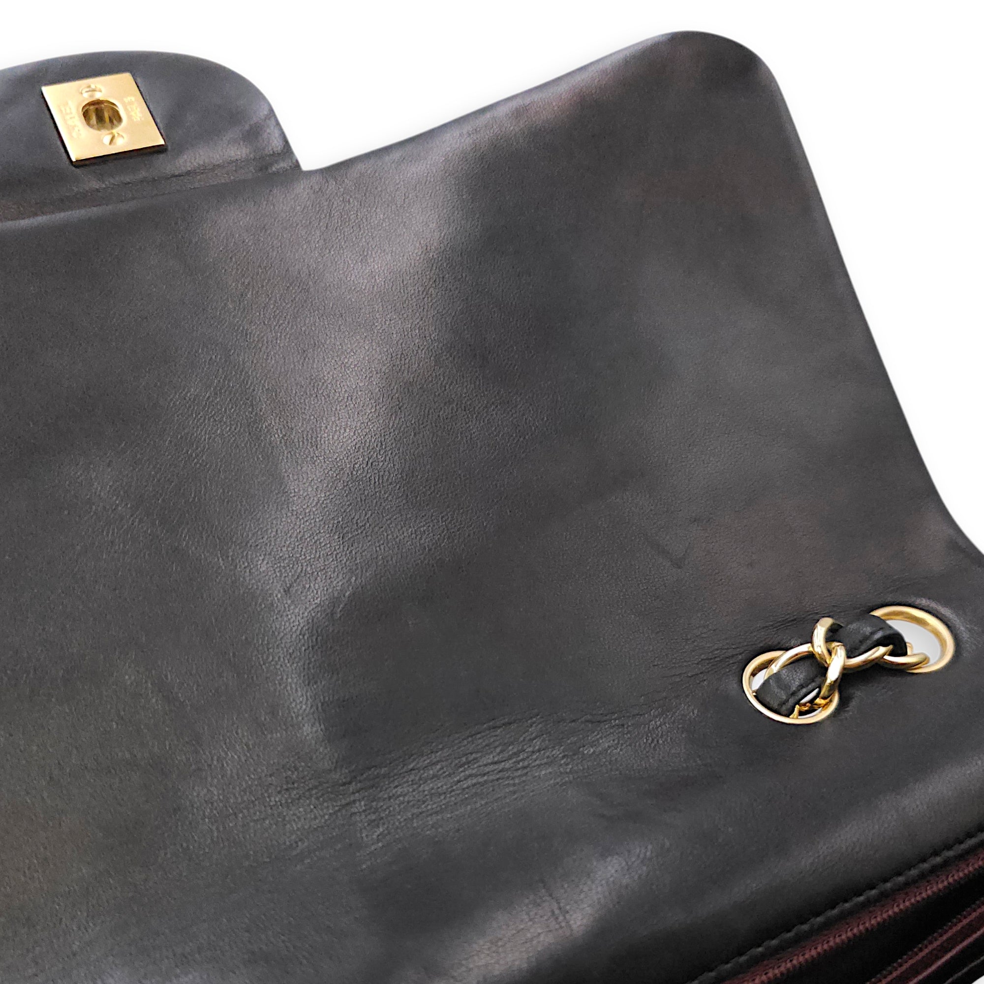 Classic Jumbo Flap 30 Black Shoulder Bag in Lambskin Gold hardware
