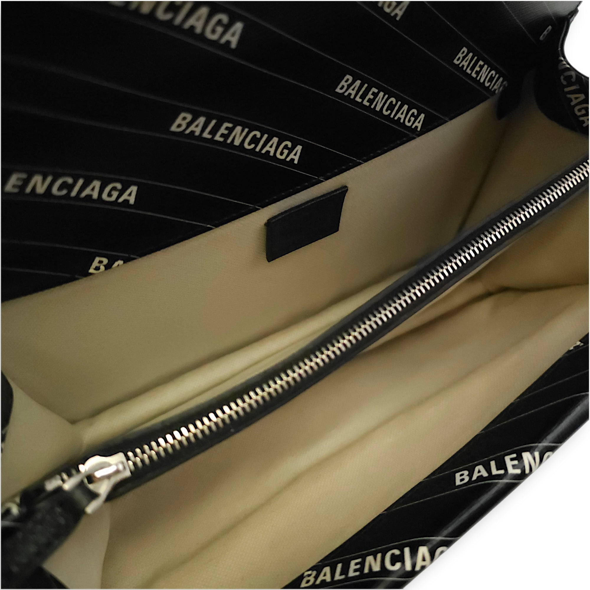 The Hacker Project Dionysus Black Shoulder Bag in Calfskin Silver hardware CL2603-20568 4