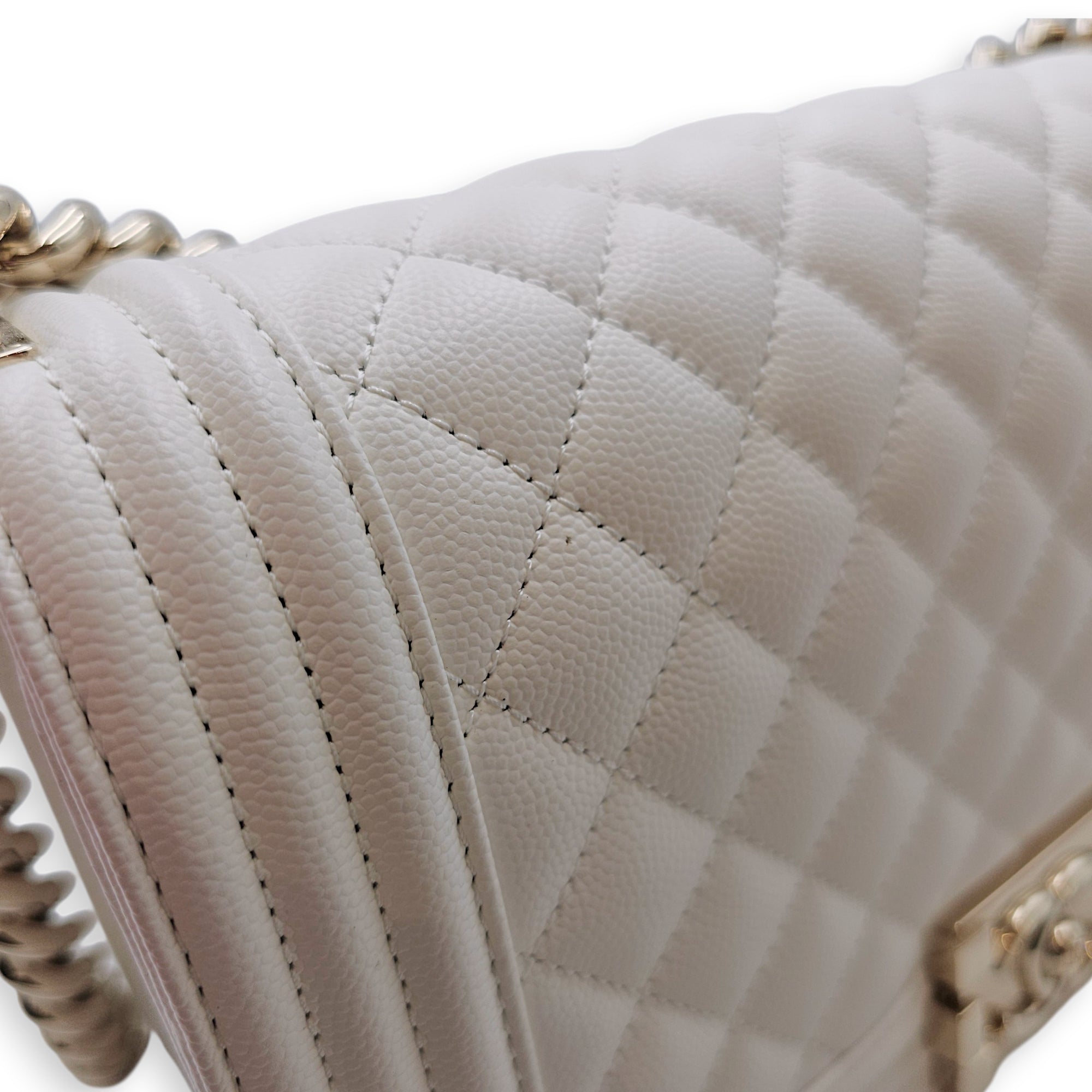 Le Boy Medium White Shoulder Bag in Caviar Leather Silver hardware CL2604-20586 10