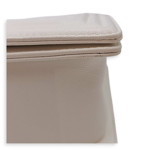 Le Boy Medium White Shoulder Bag in Caviar Leather Silver hardware CL2604-20586 8