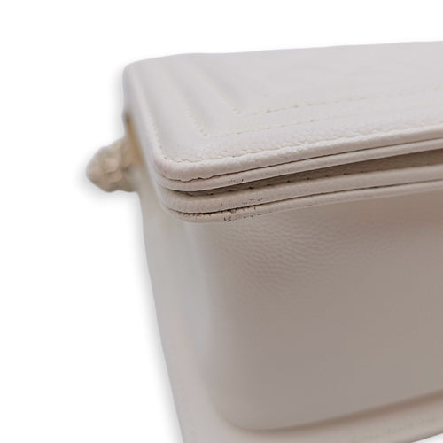 Le Boy Medium White Shoulder Bag in Caviar Leather Silver hardware CL2604-20586 9