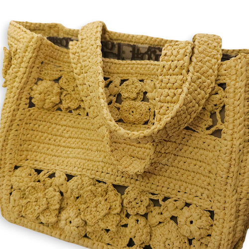 Book Tote with Floral Pattern Small Beige Top Handle Bag in Raffia CL2604-20588 10