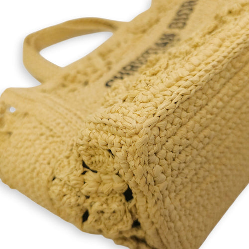 Book Tote with Floral Pattern Small Beige Top Handle Bag in Raffia CL2604-20588 8