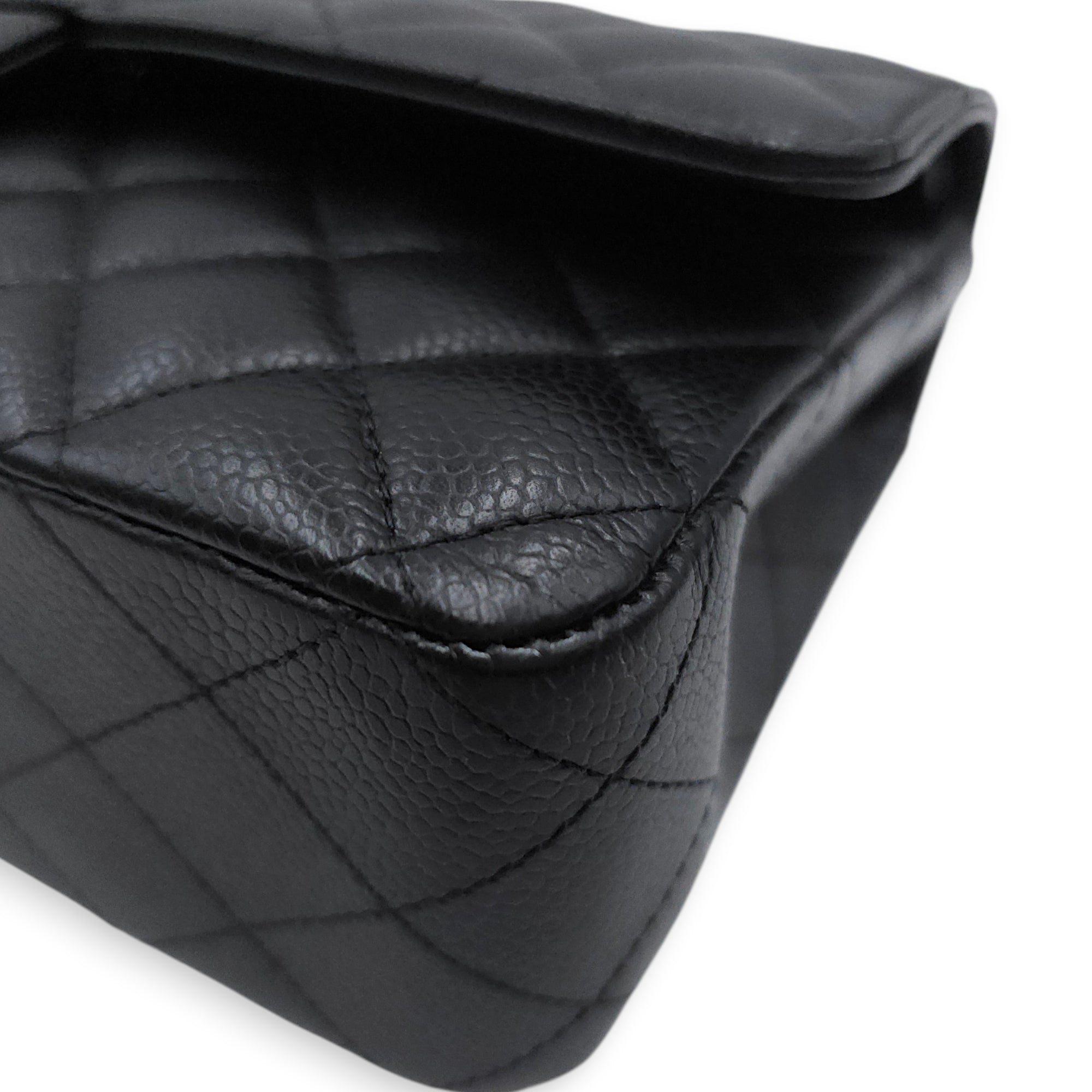 Medium Classic Flap Black Shoulder Bag in Caviar Leather Gold hardware