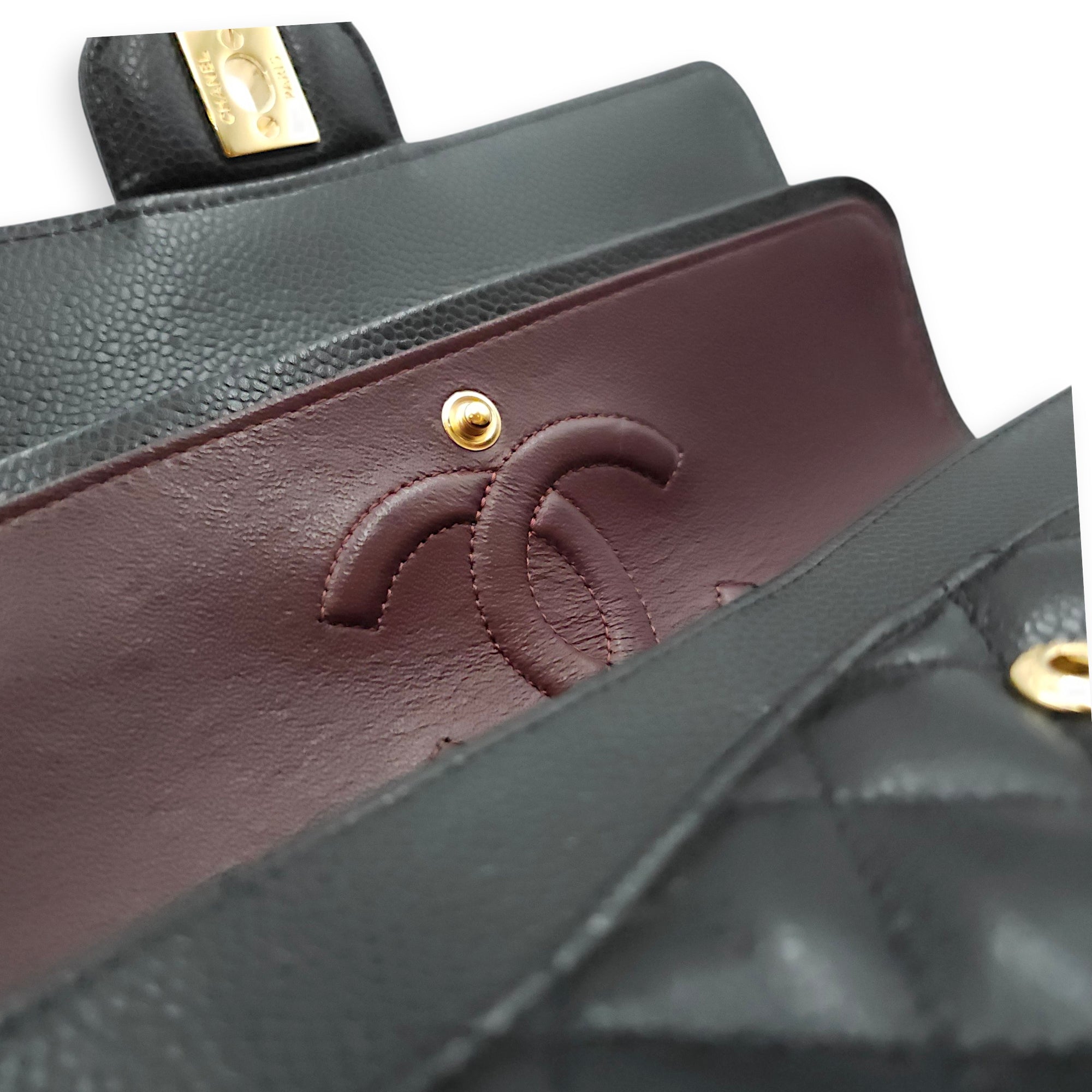 Classic Flap (Double Flap) Medium Black Shoulder Bag in Caviar Leather Gold hardware CL2604-20688 14