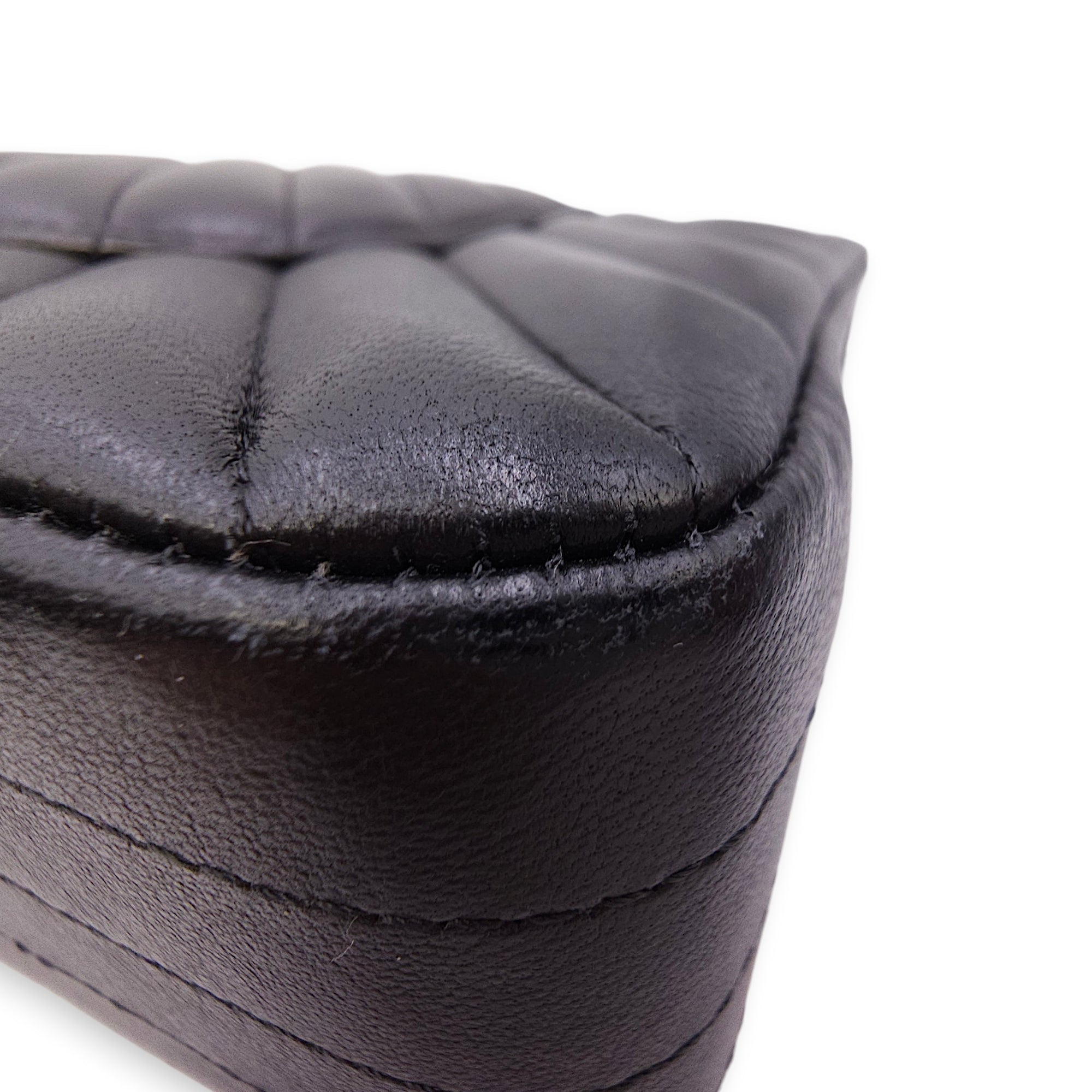 Quilted Chevron Classic Double Flap Medium Black Shoulder Bag in Lambskin Gold hardware CL2604-20740 12