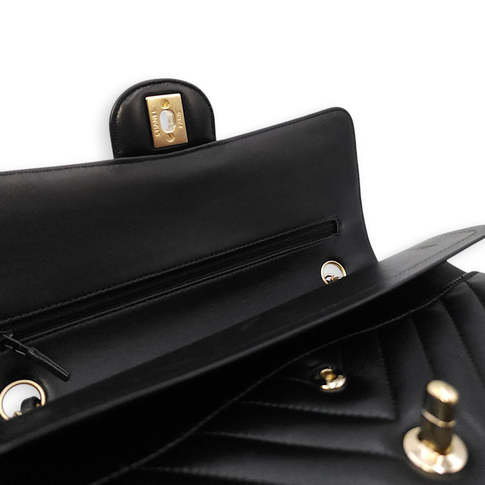 Quilted Chevron Classic Double Flap Medium Black Shoulder Bag in Lambskin Gold hardware CL2604-20740 18