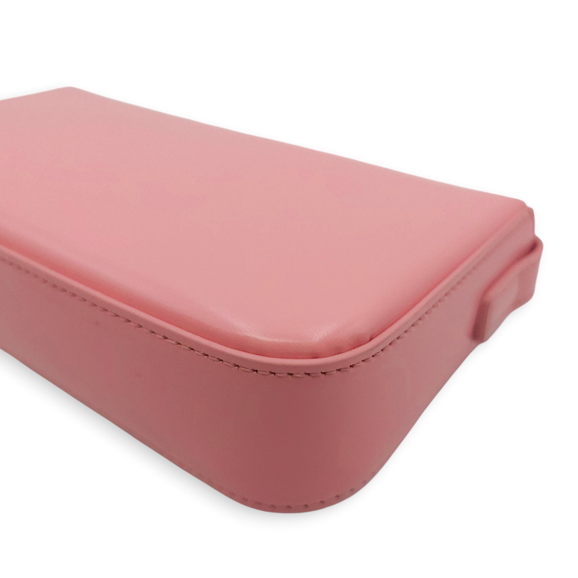Teen Triomphe Pink Shoulder Bag in Calfskin Gold hardware CL2604-20746 7