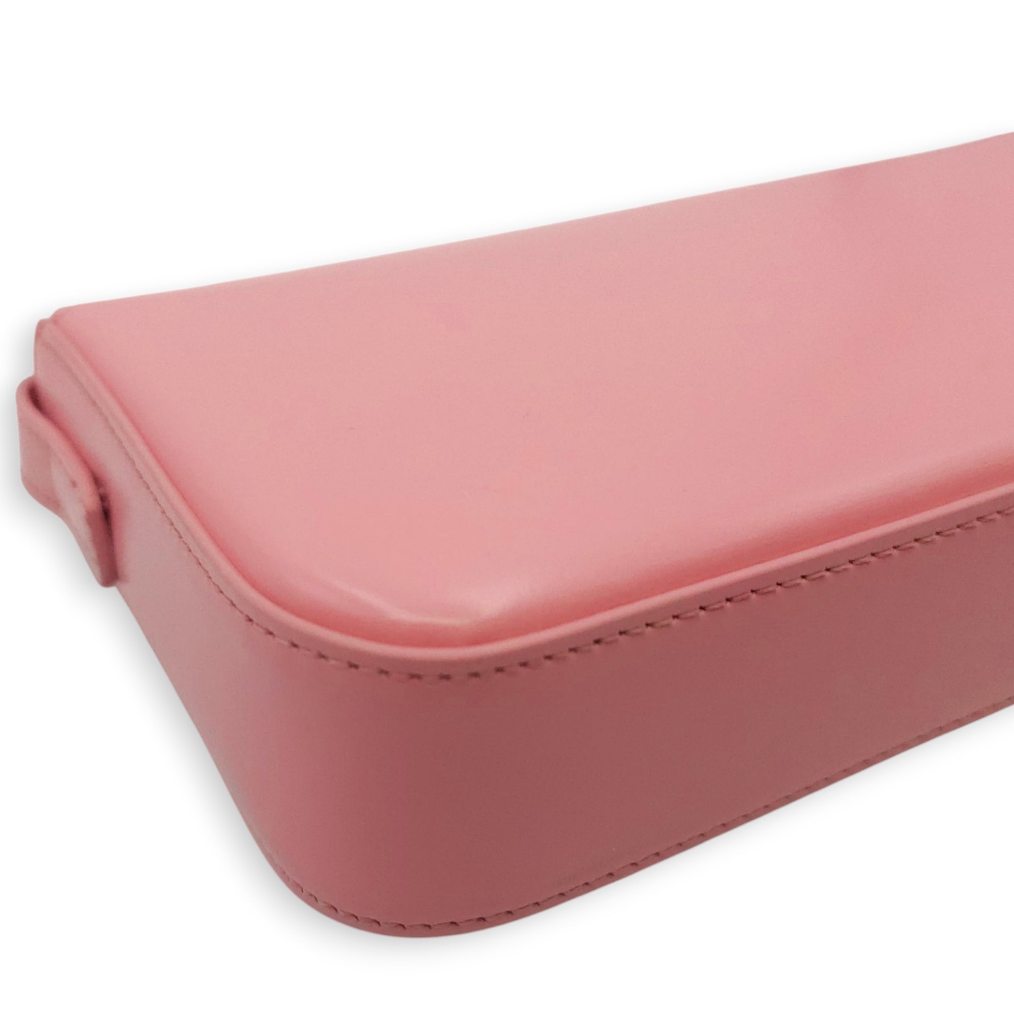 Teen Triomphe Pink Shoulder Bag in Calfskin Gold hardware CL2604-20746 8