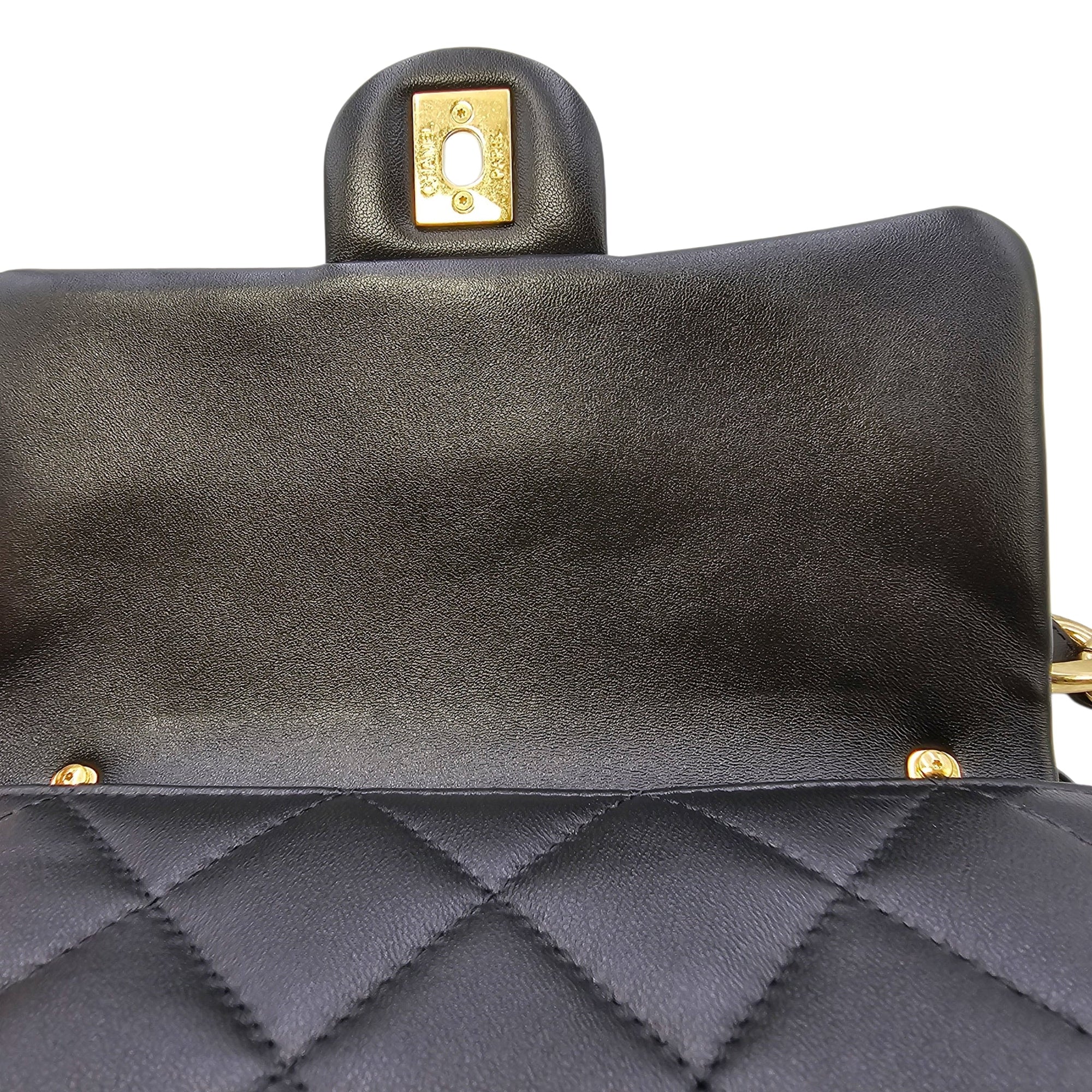 Quilted 22A Flap Small Black Shoulder Bag in Caviar Leather Gold hardware CL2604-20780 12