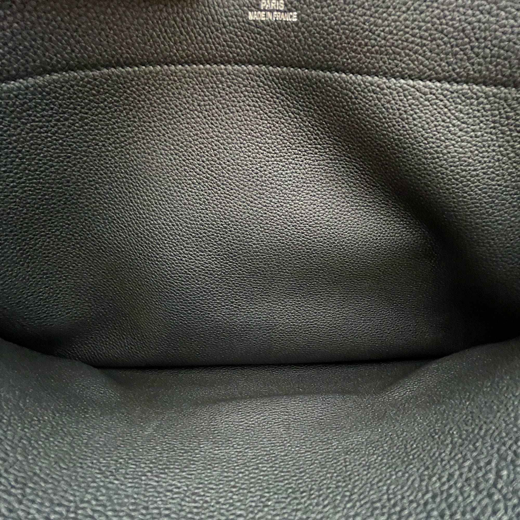Sac a Depeches 38 Black in Togo Palladium hardware